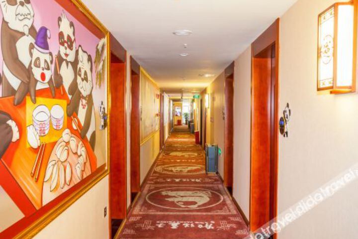 Hotel Interior 9 of 17
