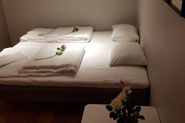 Room 7 of 50