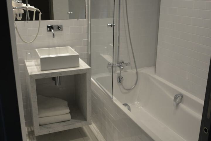Clean Restrooms