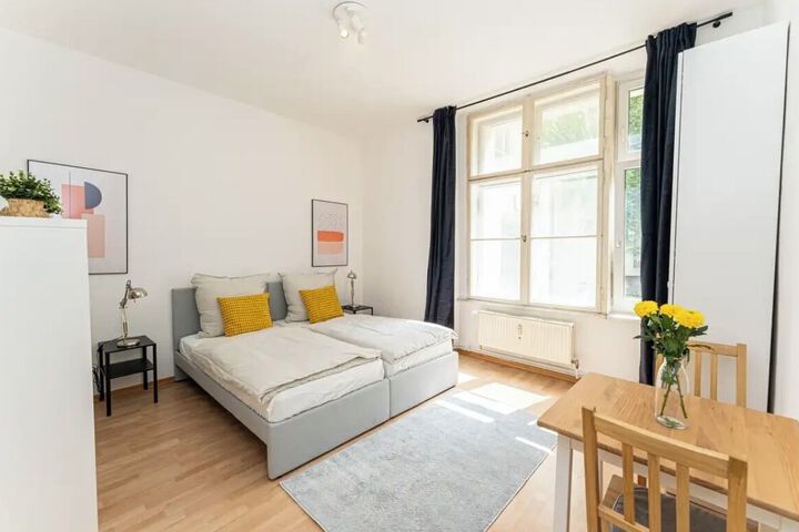 Room 5 of 15