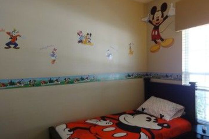 Room 21 of 43