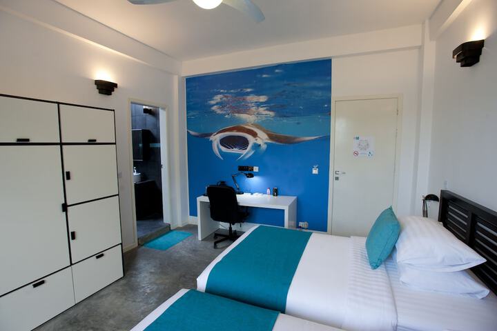 Room 6 of 57