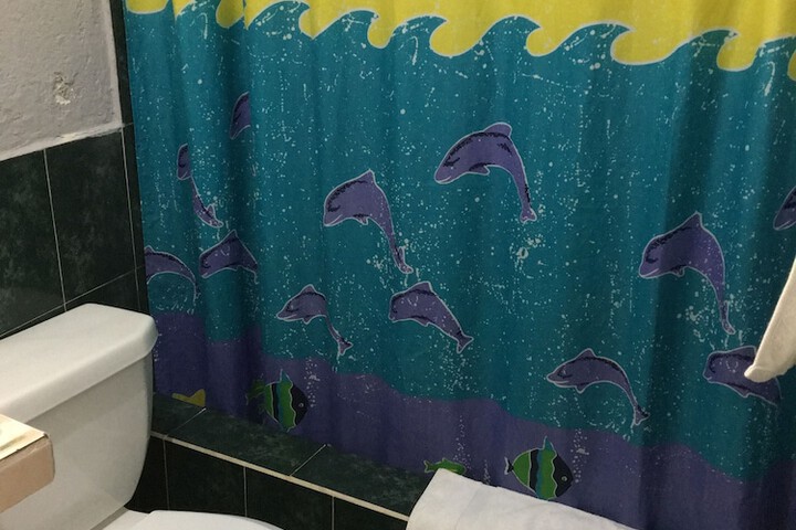Room 30 of 77