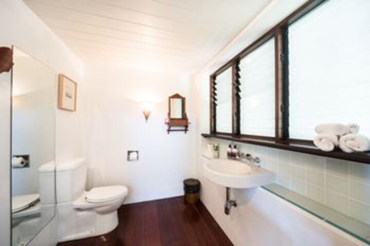 Room 16 of 29