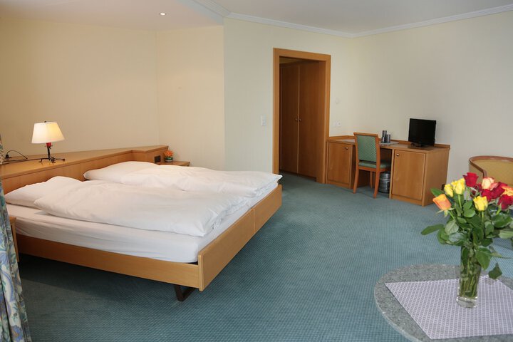 Room 25 of 26