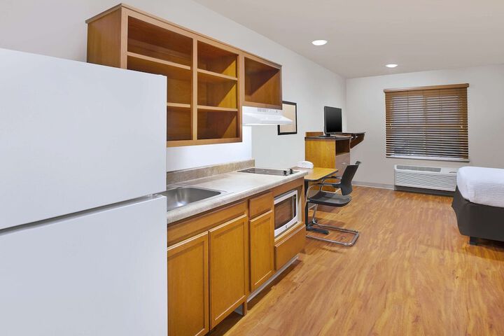 Room 13 of 22