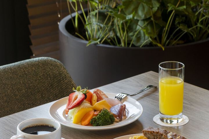 Breakfast/Coffee Service 147 of 159