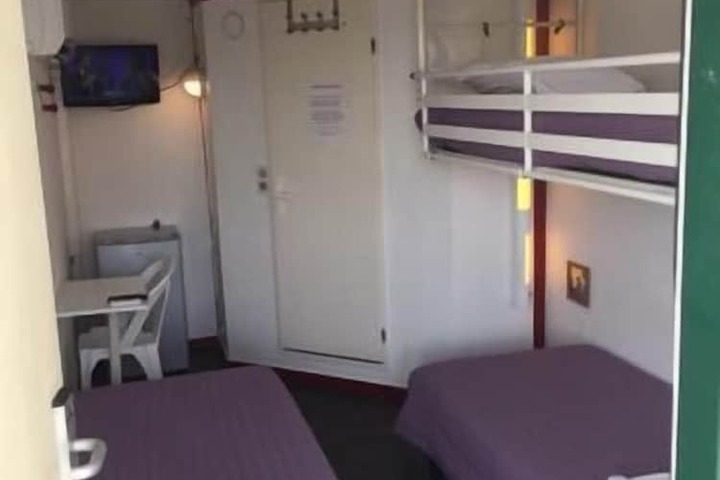 Room 7 of 21