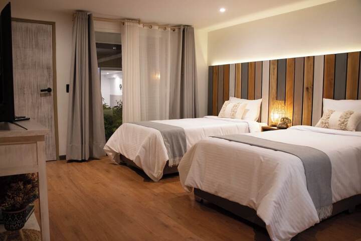 Room 2 of 11
