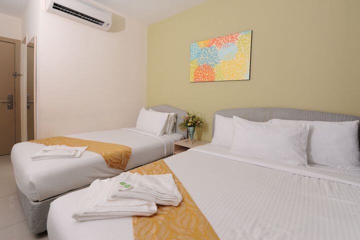 Room 14 of 27