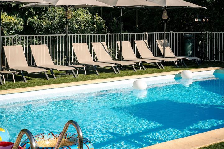 Pool 30 of 94