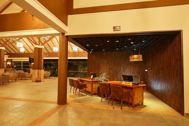 Hotel Interior 4 of 98