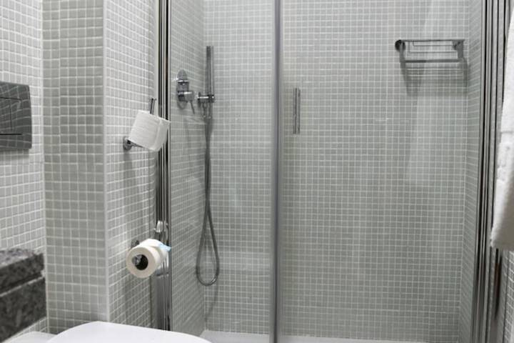 Clean Restrooms