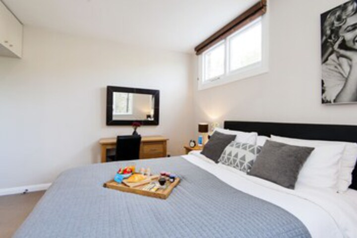 Room 17 of 20