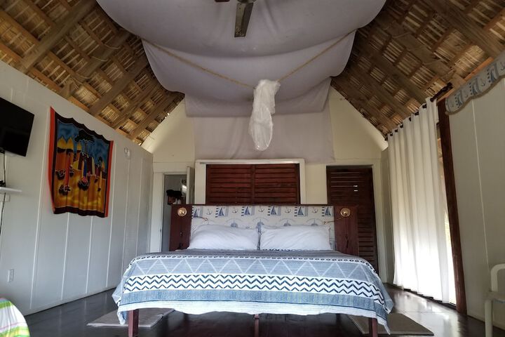 Room 4 of 31