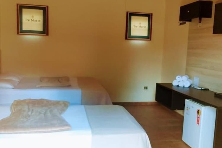 Room 3 of 26