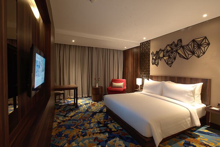 Room 7 of 52