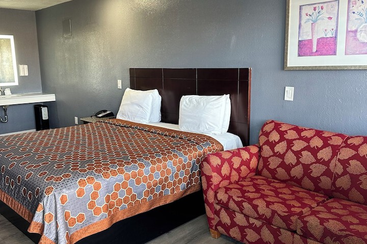 Standard | King Bed (14 of 25)