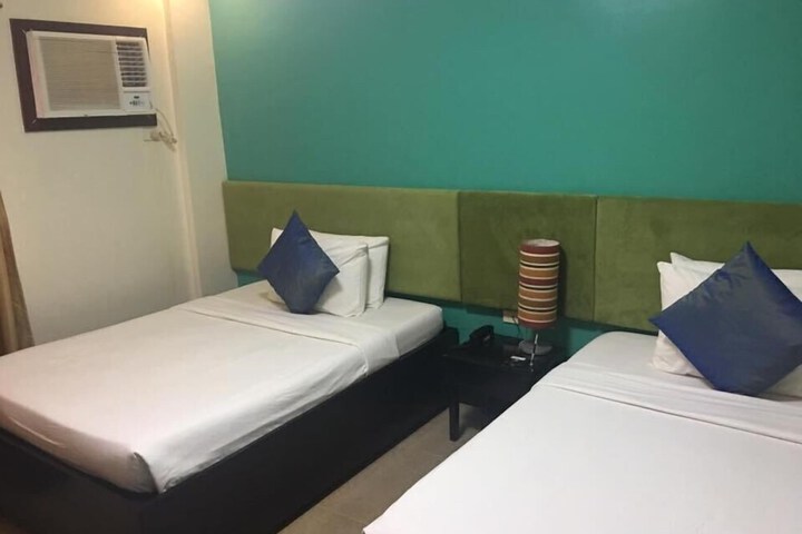 Room 17 of 59