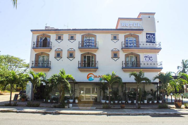 Hotel OM Huatulco in Santa María Huatulco