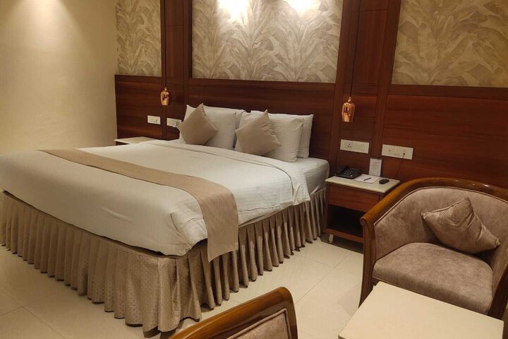 Room 15 of 85