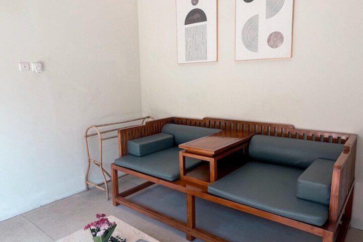 Room 28 of 64