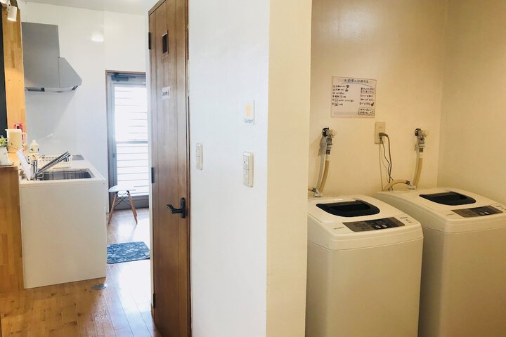 Room 27 of 54