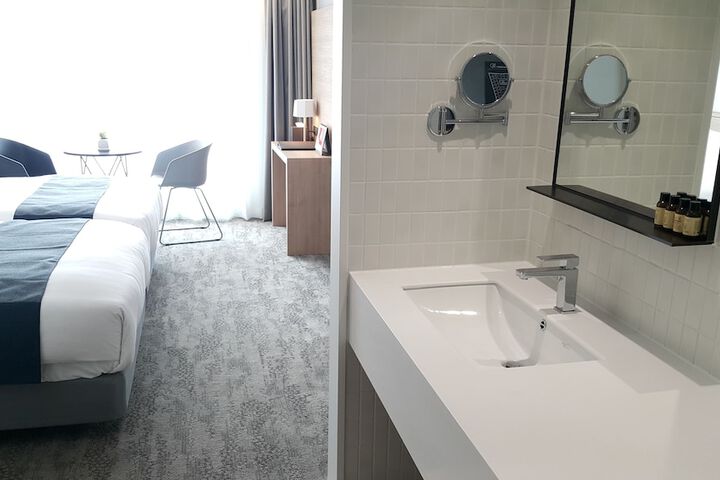 Room 8 of 45