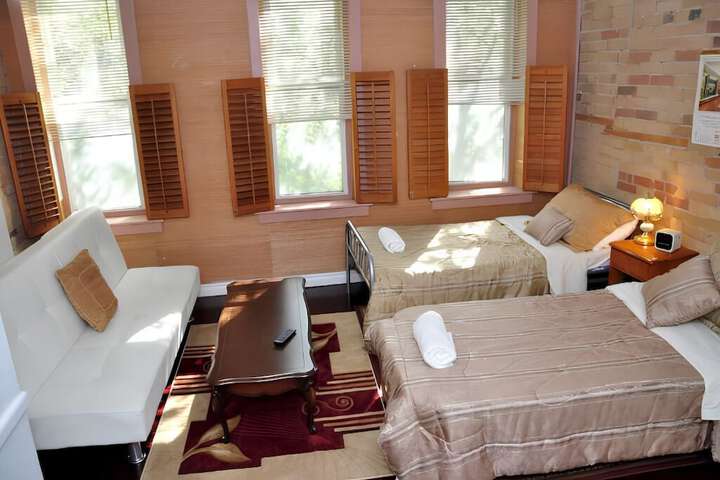 Room 3 of 6
