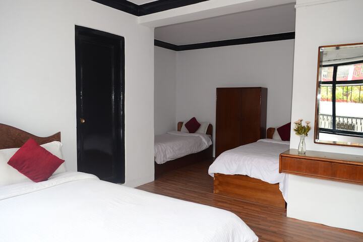Room 5 of 37