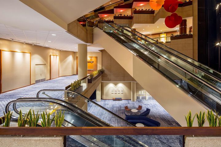 Guest Lobby