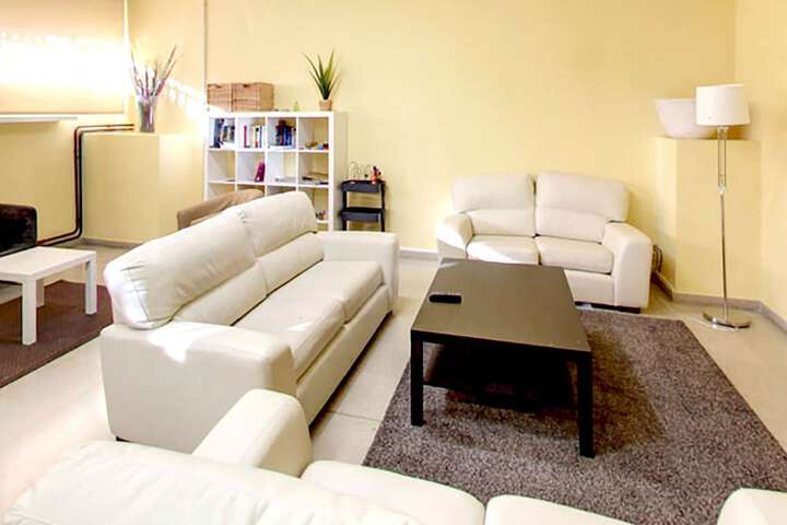 Room 15 of 32