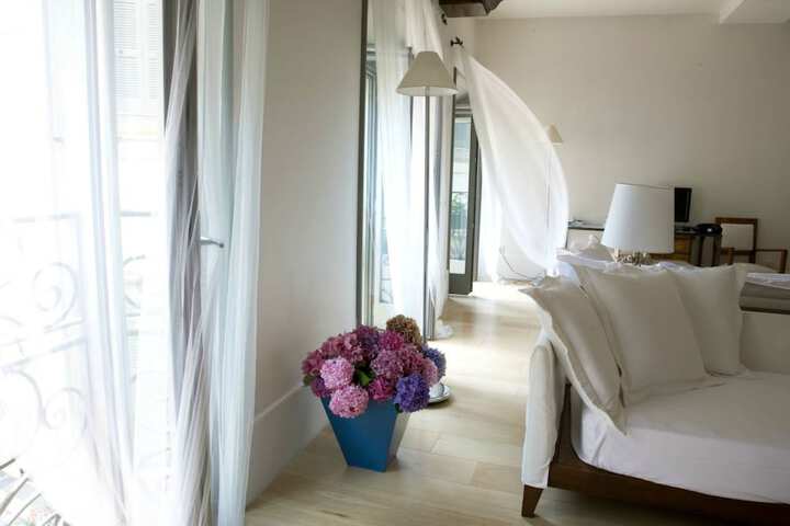 Room 17 of 32