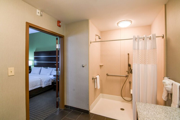 Bathroom shower