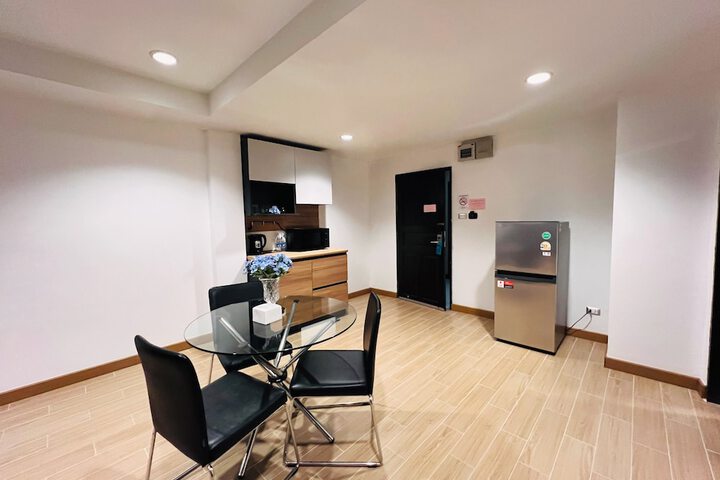 Room 25 of 46