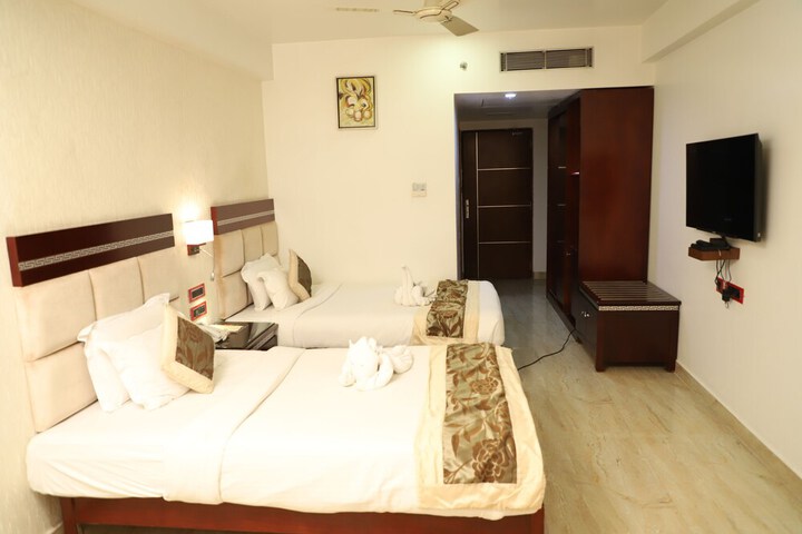 Room 16 of 39