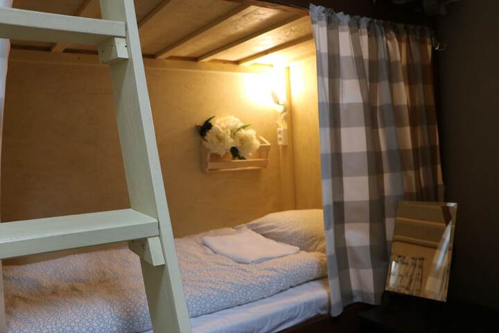 Room 15 of 45