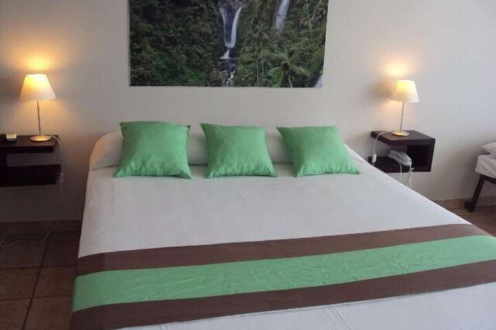 Room 8 of 51