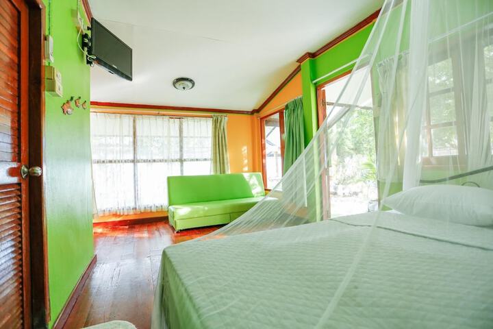 Room 10 of 22