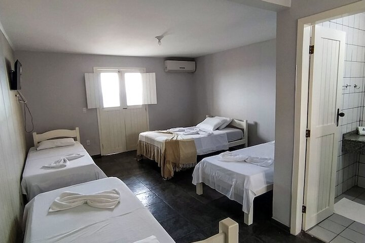 Room 7 of 28