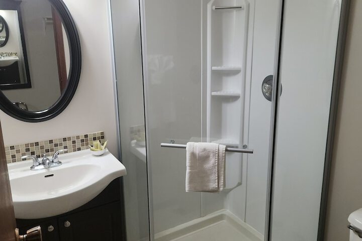 Room 12 of 19