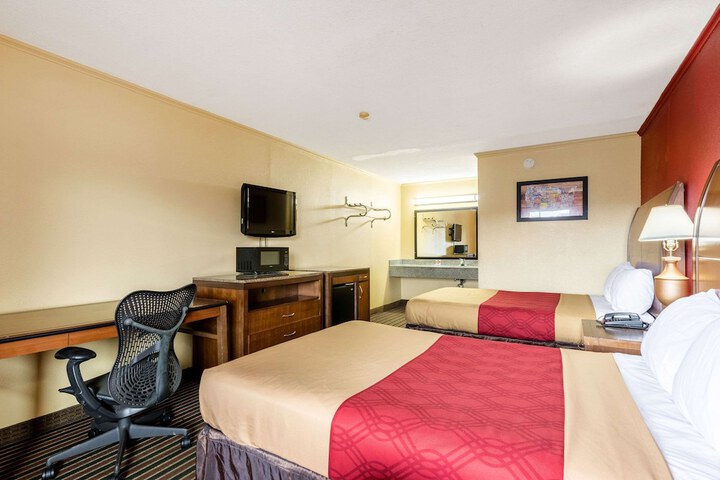1 Double Bed (7 of 8)
