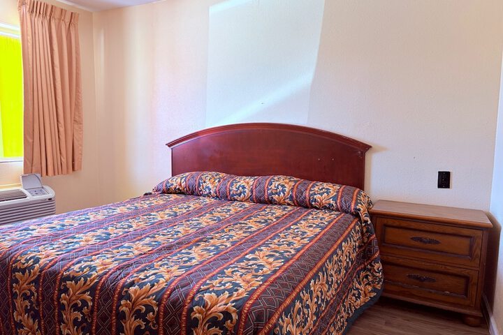 Room 11 of 67