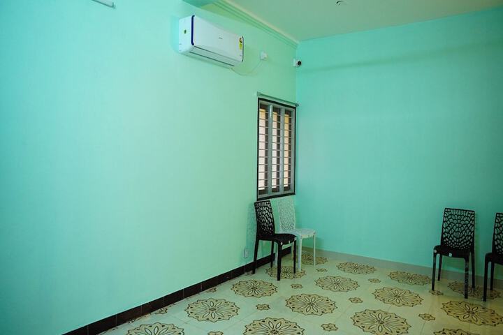 Room 8 of 54