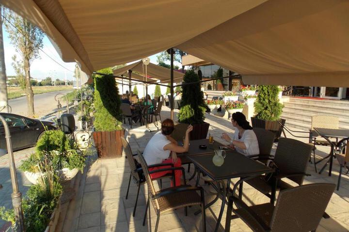 Photo 12
