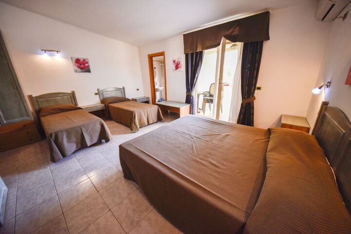 Room 8 of 58