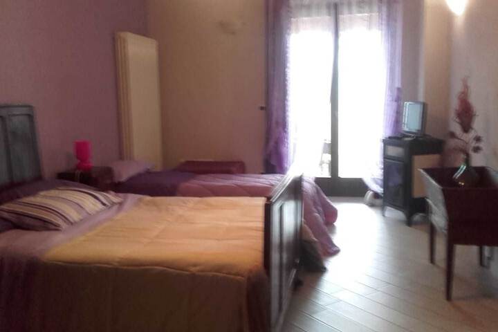 Room 2 of 38