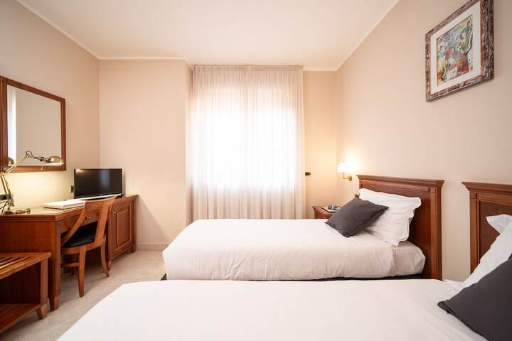 Room 40 of 111