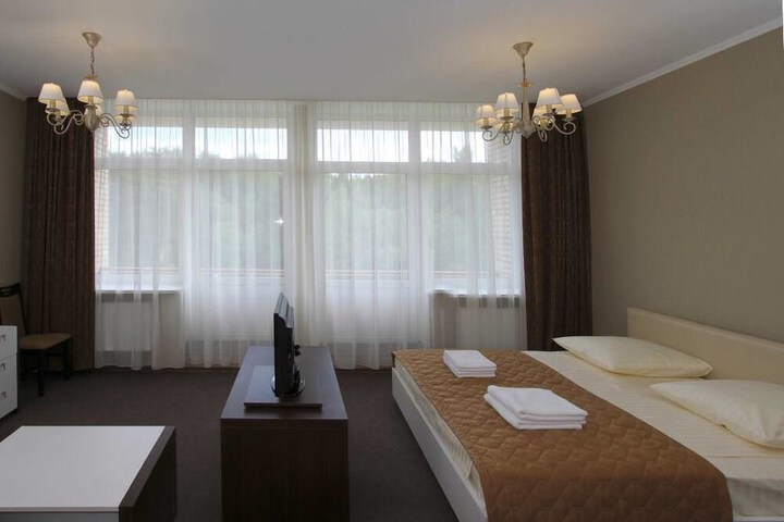 Room 13 of 75