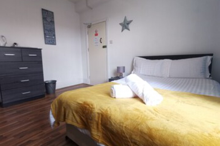 Room 14 of 35